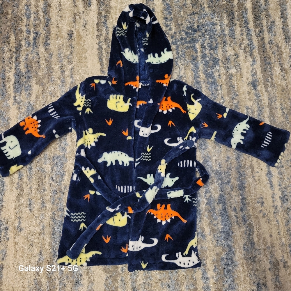 Size 100/3T...Dinosaur Print Hooded Robe